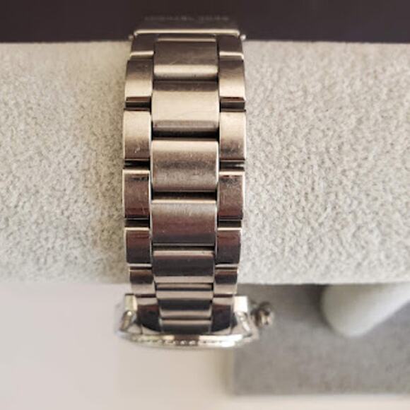 Michael Kors Blair Women's Watch 39mm Silver with Crystals Quartz MK5165 Running - Picture 6 of 11